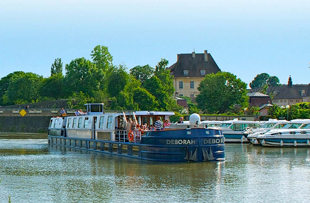 Peniche Deborah Barge Vessel, France, Exterior