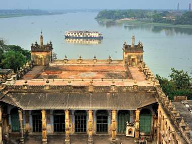 RV Rajmahal, River Hooghly, Imambara, India