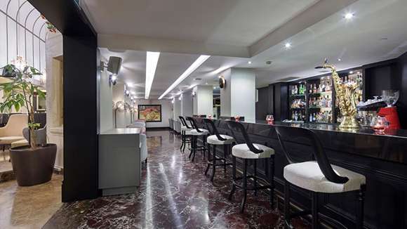 Hotel Crowne Plaza, Istanbul, Turkey, Bar