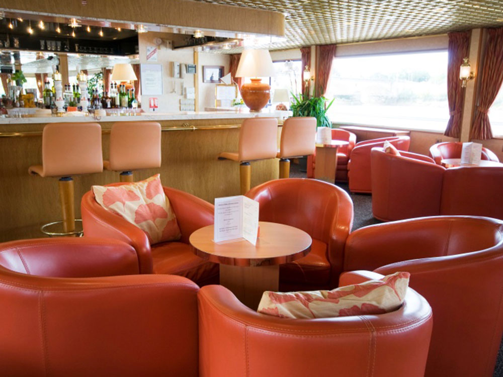 MS RHONE PRINCESS, PROVENCE, FRANCE, BAR