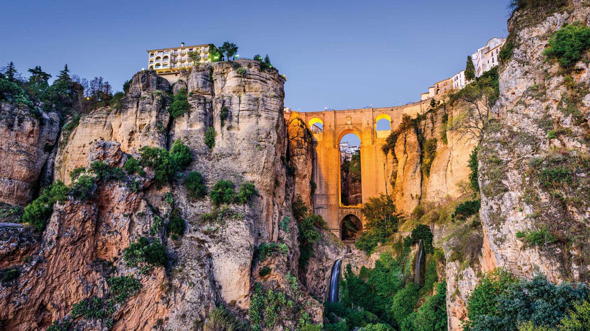 Ronda Puente Nuevo Bridge at dusk, Spain