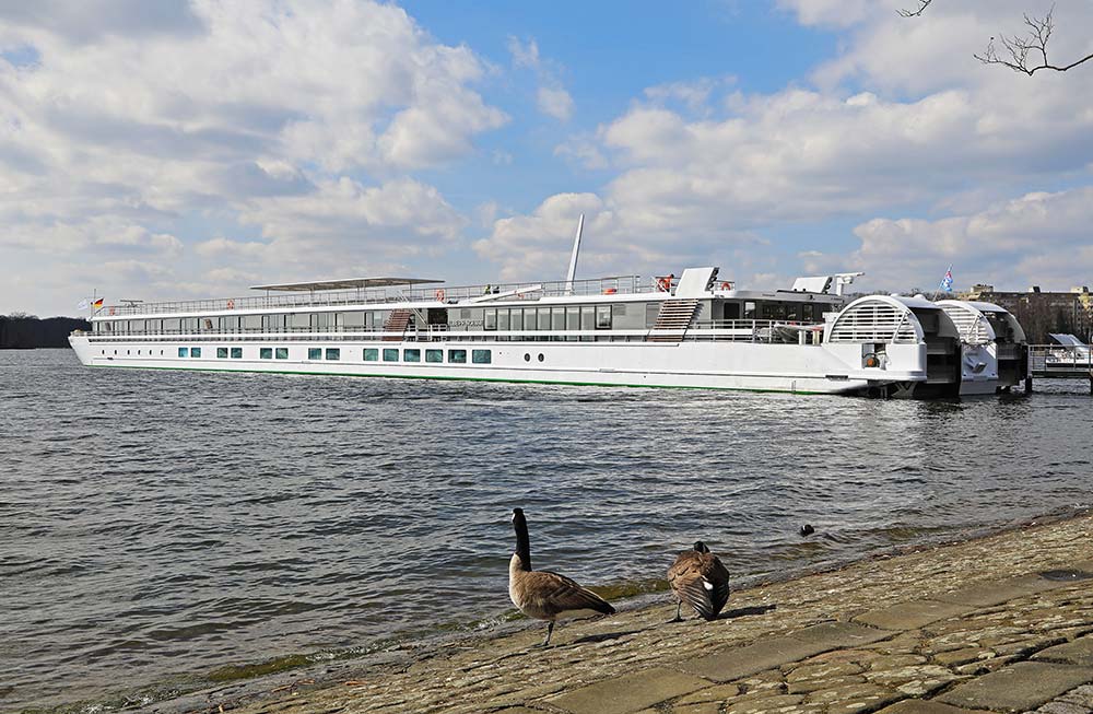 MS Elbe Princesse II Vessel, Germany, Exterior