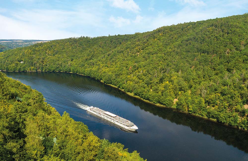 MS Elbe Princesse II Vessel, Germany, Vessel on River