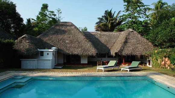 Marari Beach Resort, Mararikulem, India, Swimming Pool