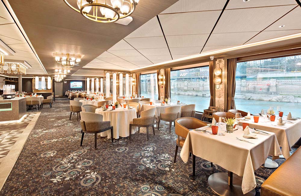 MV Century Oasis Vessel, China, Restaurant