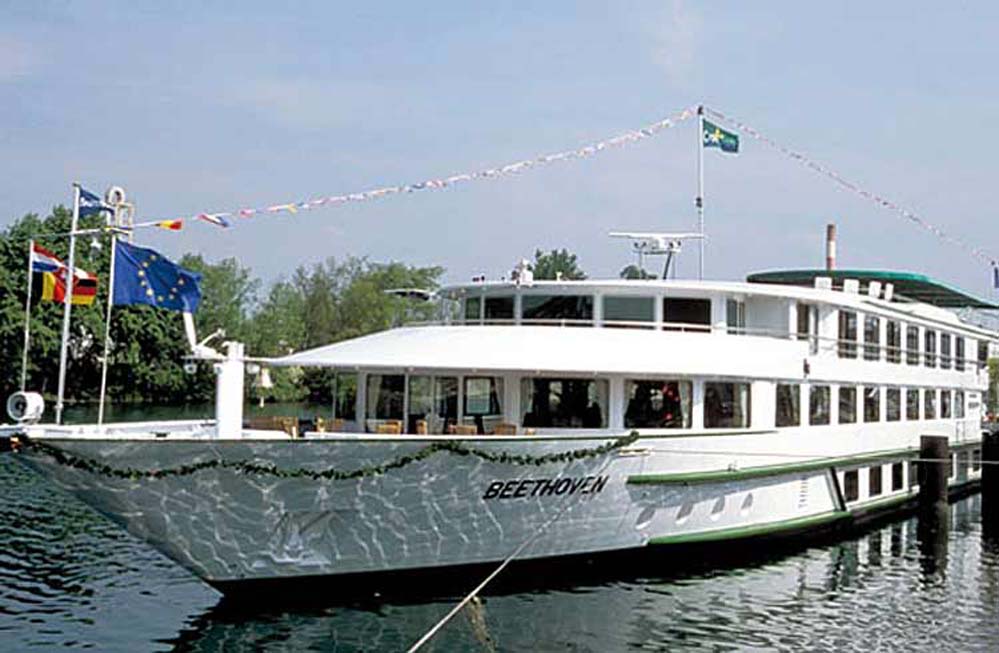 MS Beethoven Vessel, Austria, Exterior